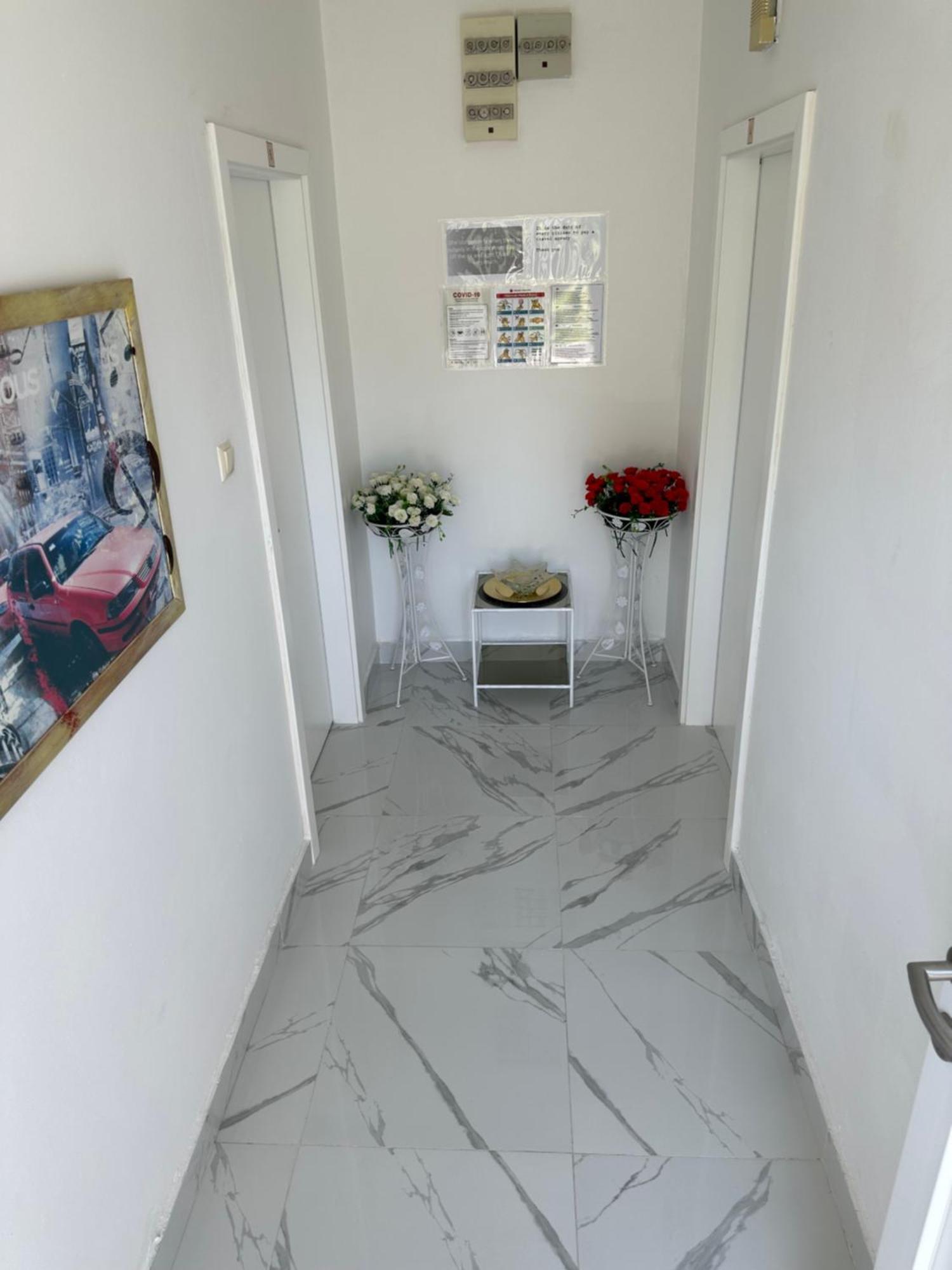 Apartmani Aron Novalja Zewnętrze zdjęcie
